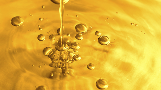 Lube oil cleaning 640x360