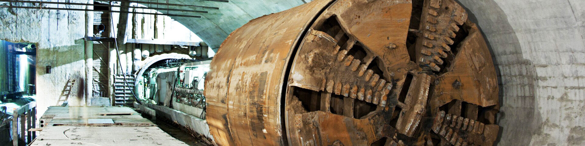 Tunnel drilling herobanner 1920x480
