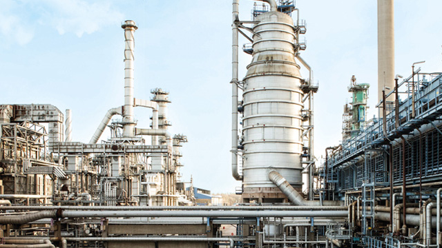 oil refinery in sweden story 640x360