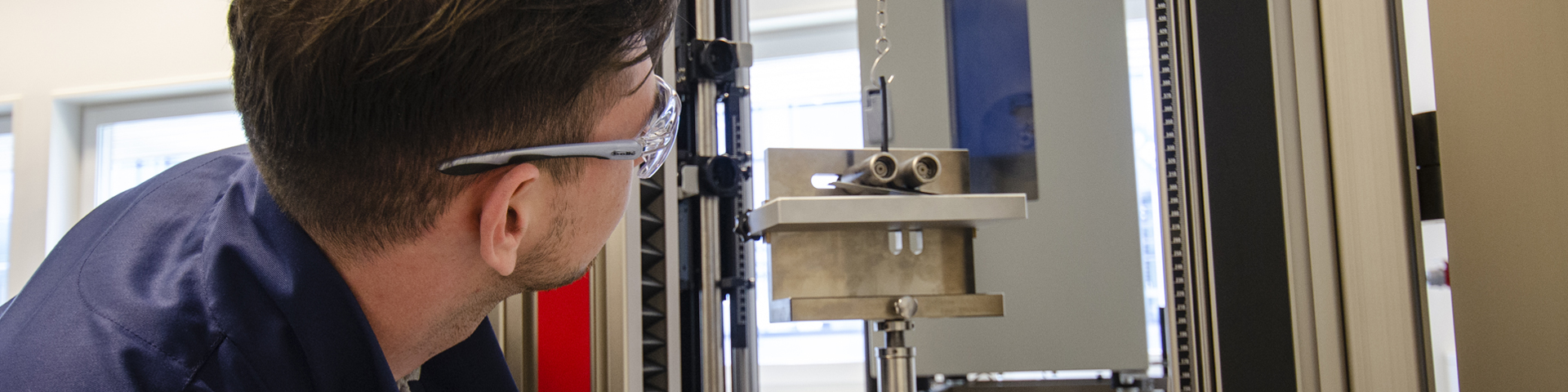 materials lab test centre 1920x480